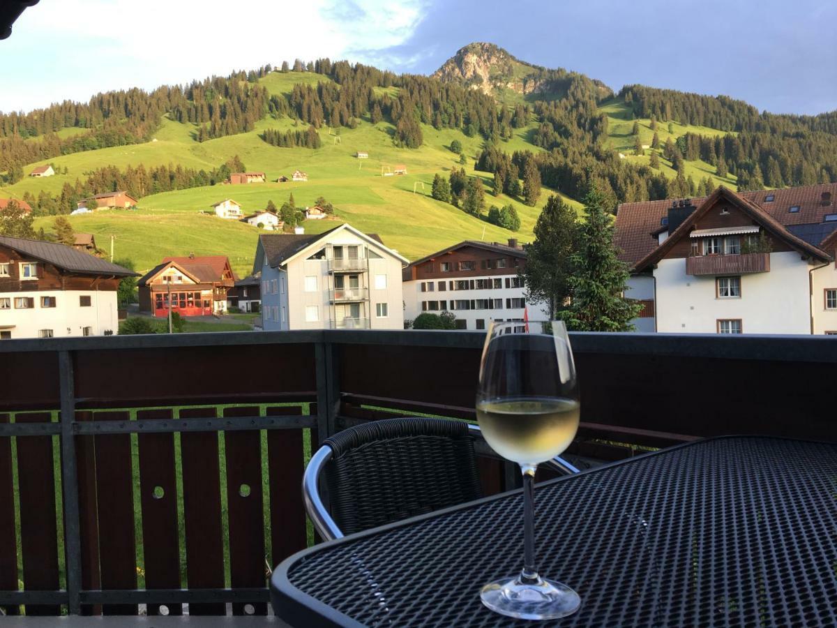 Hueslermatte 1 Lägenhet Oberiberg Exteriör bild